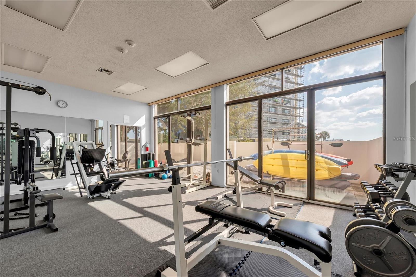 Image 36 of 51 For 660 Island Way 506