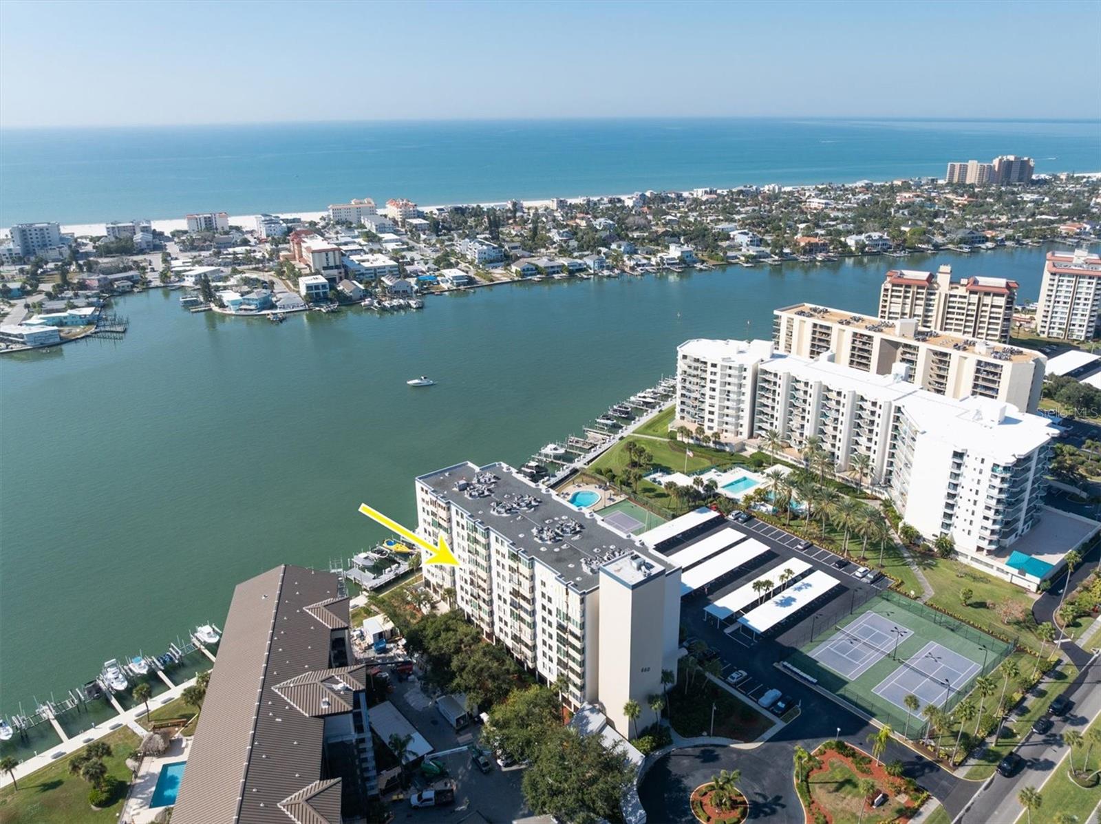 Image 42 of 51 For 660 Island Way 506