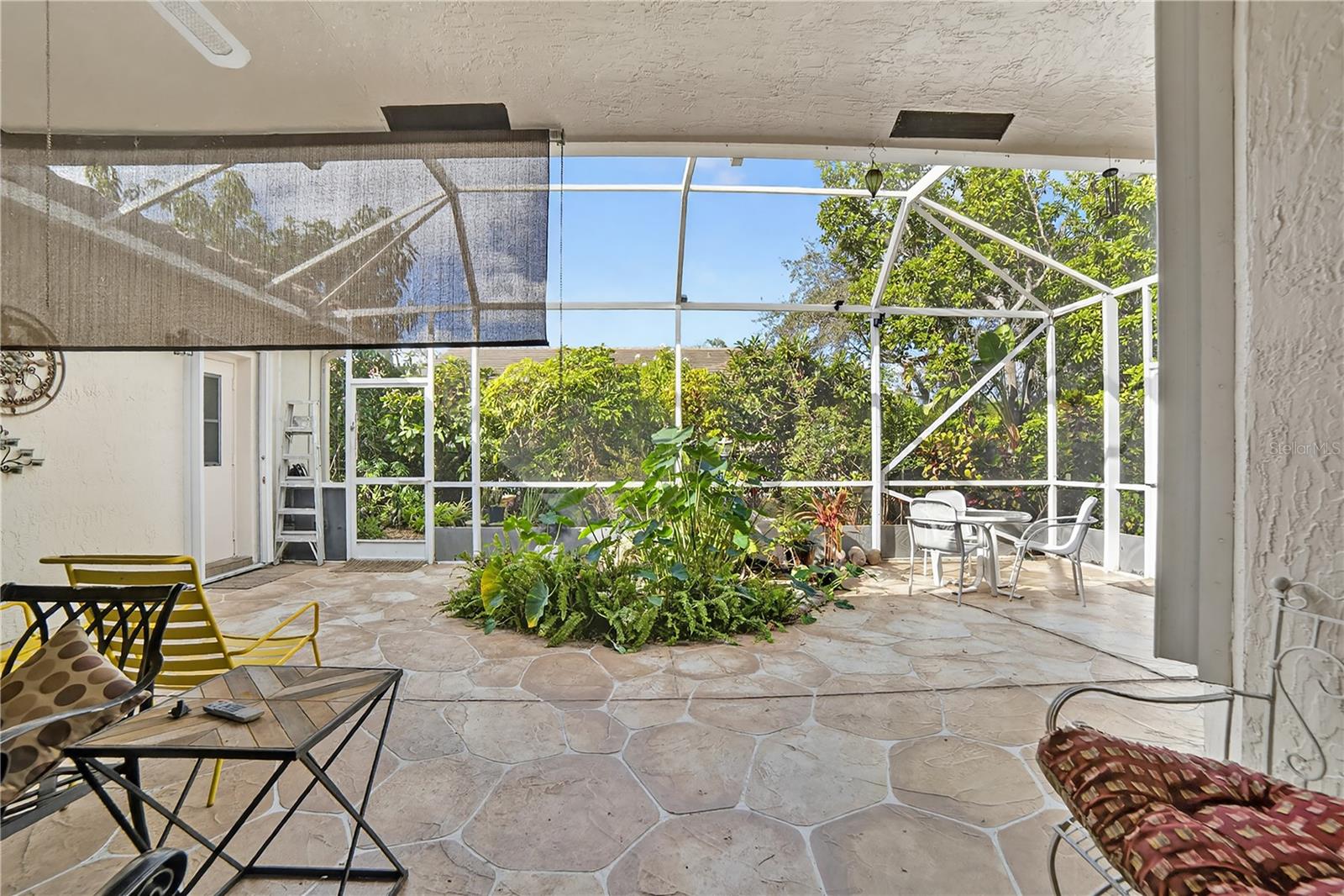 Image 28 of 33 For 5374 57th Avenue