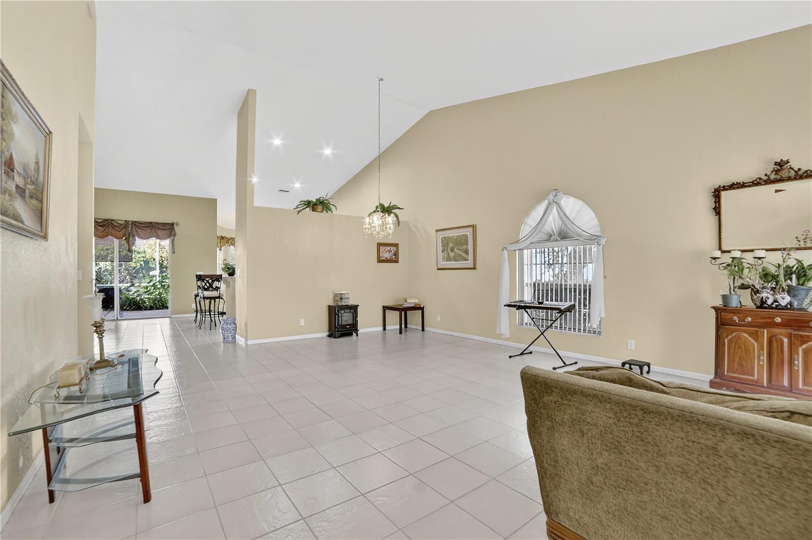 Image 5 of 33 For 5374 57th Avenue