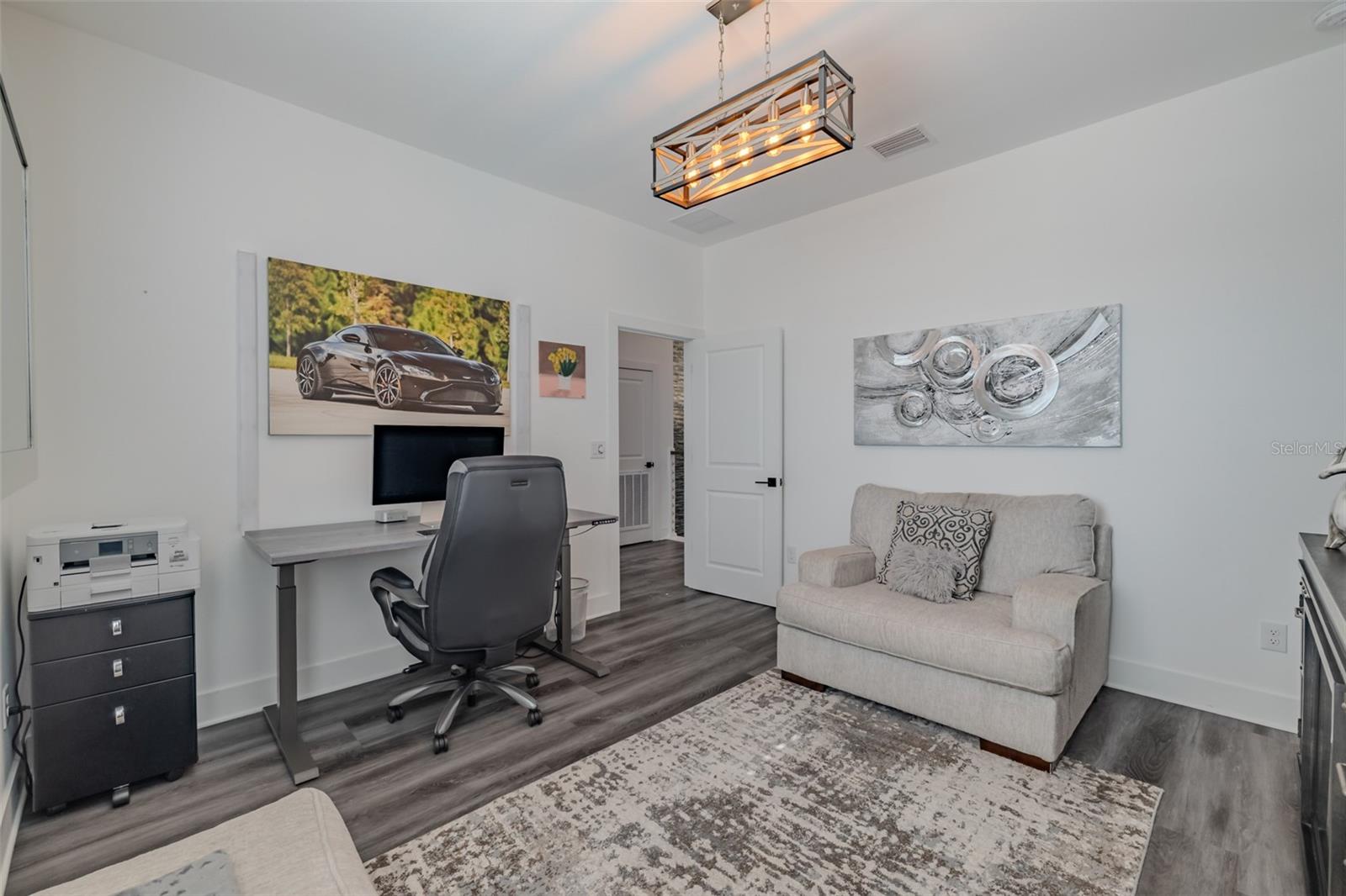 Image 33 of 45 For 5002 Idaho Street