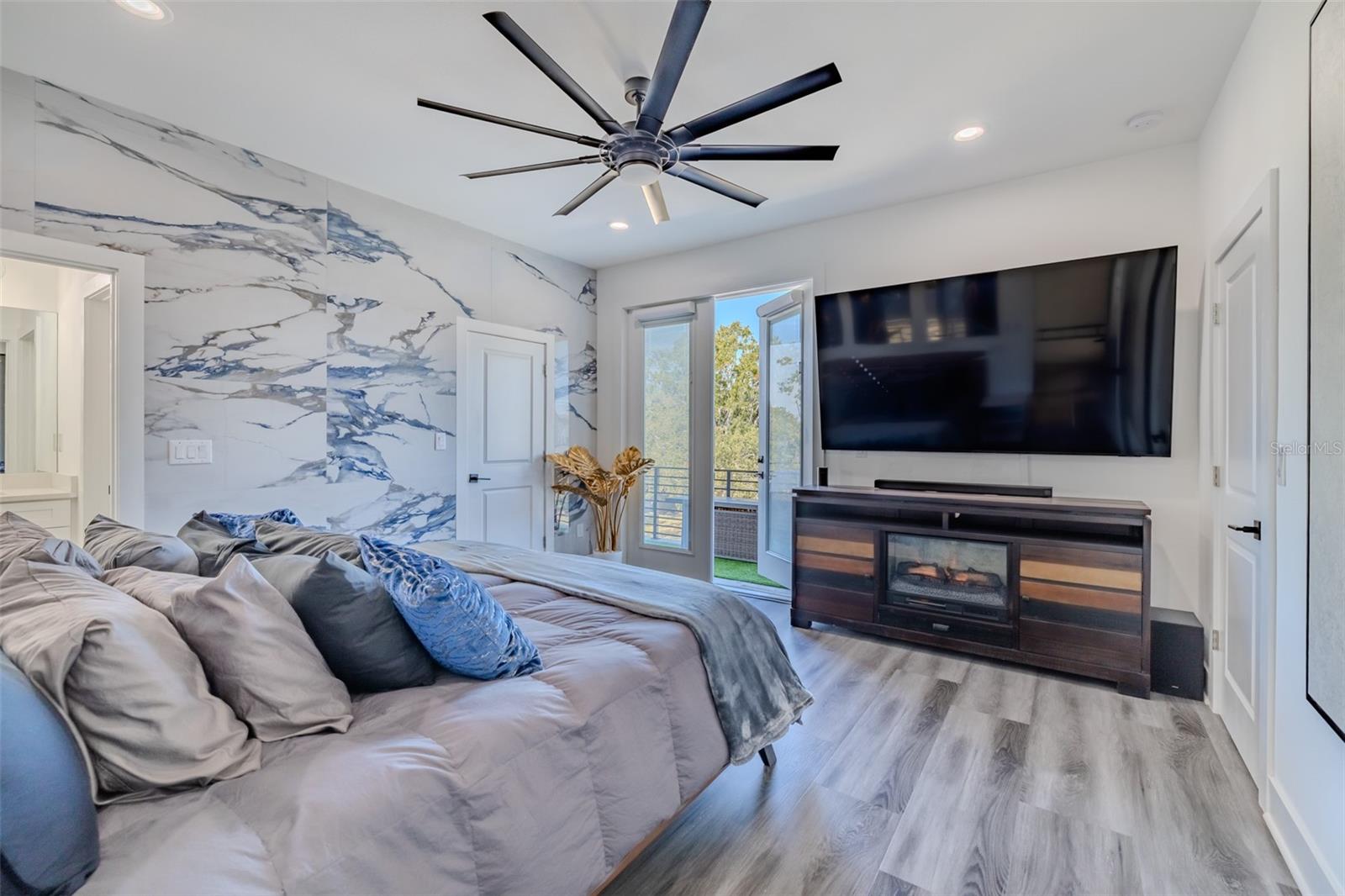 Image 44 of 45 For 5002 Idaho Street