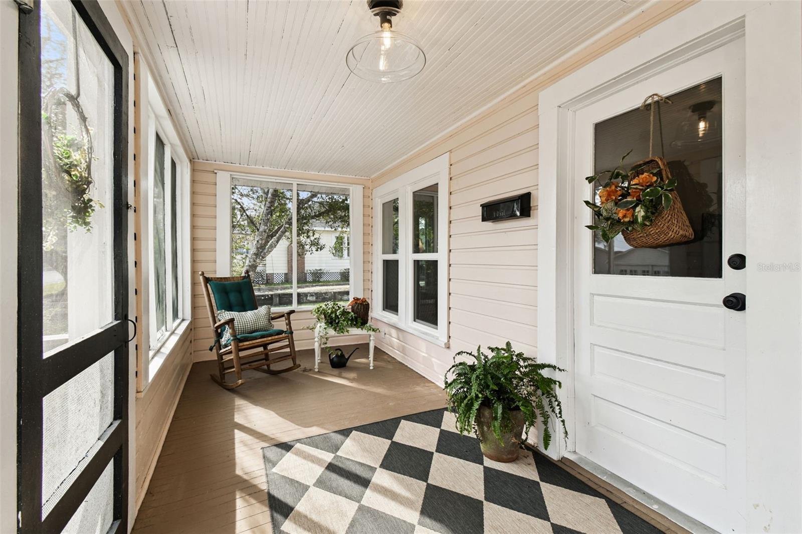 Image 2 of 37 For 459 Bell Avenue