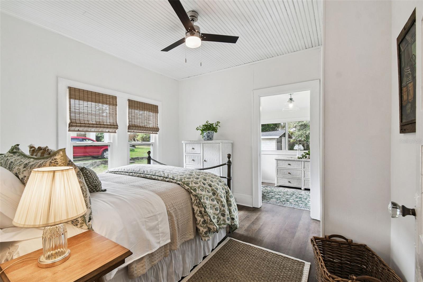 Image 29 of 37 For 459 Bell Avenue