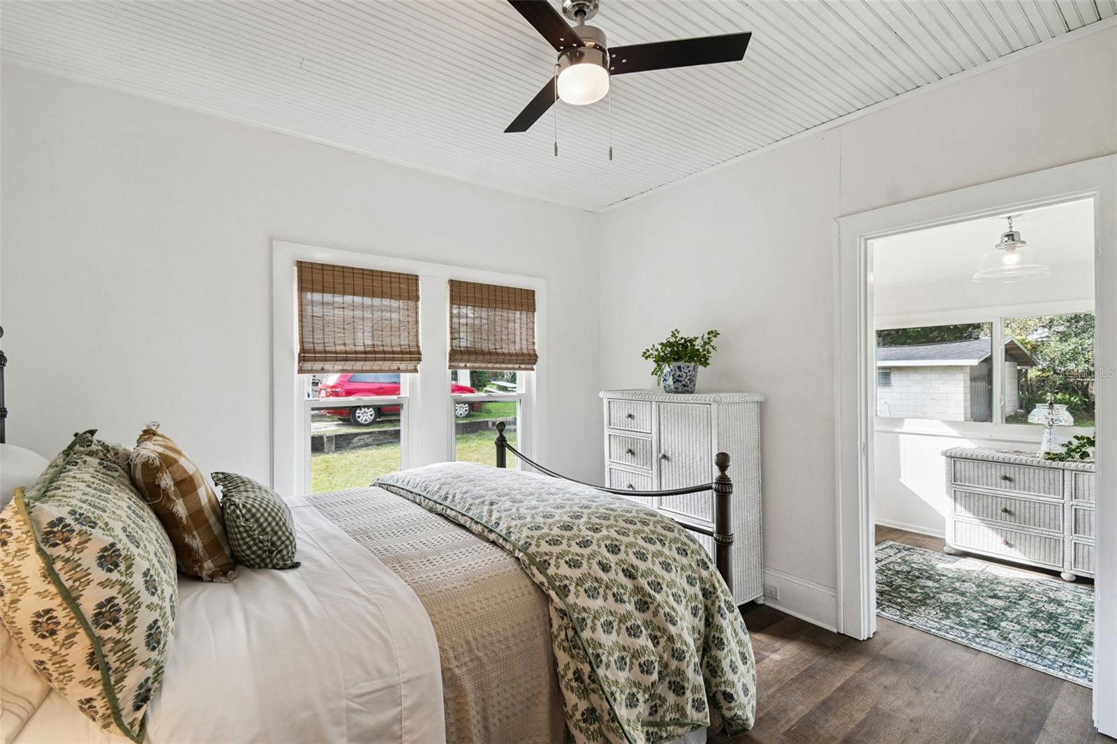 Image 30 of 37 For 459 Bell Avenue