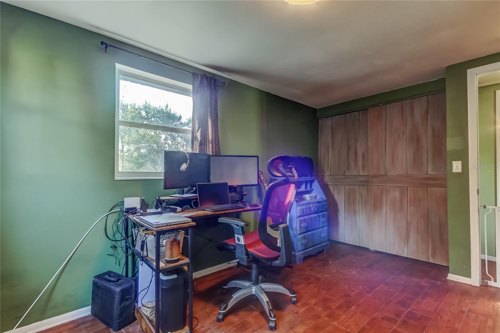 Image 14 of 28 For 37300 Temple Avenue