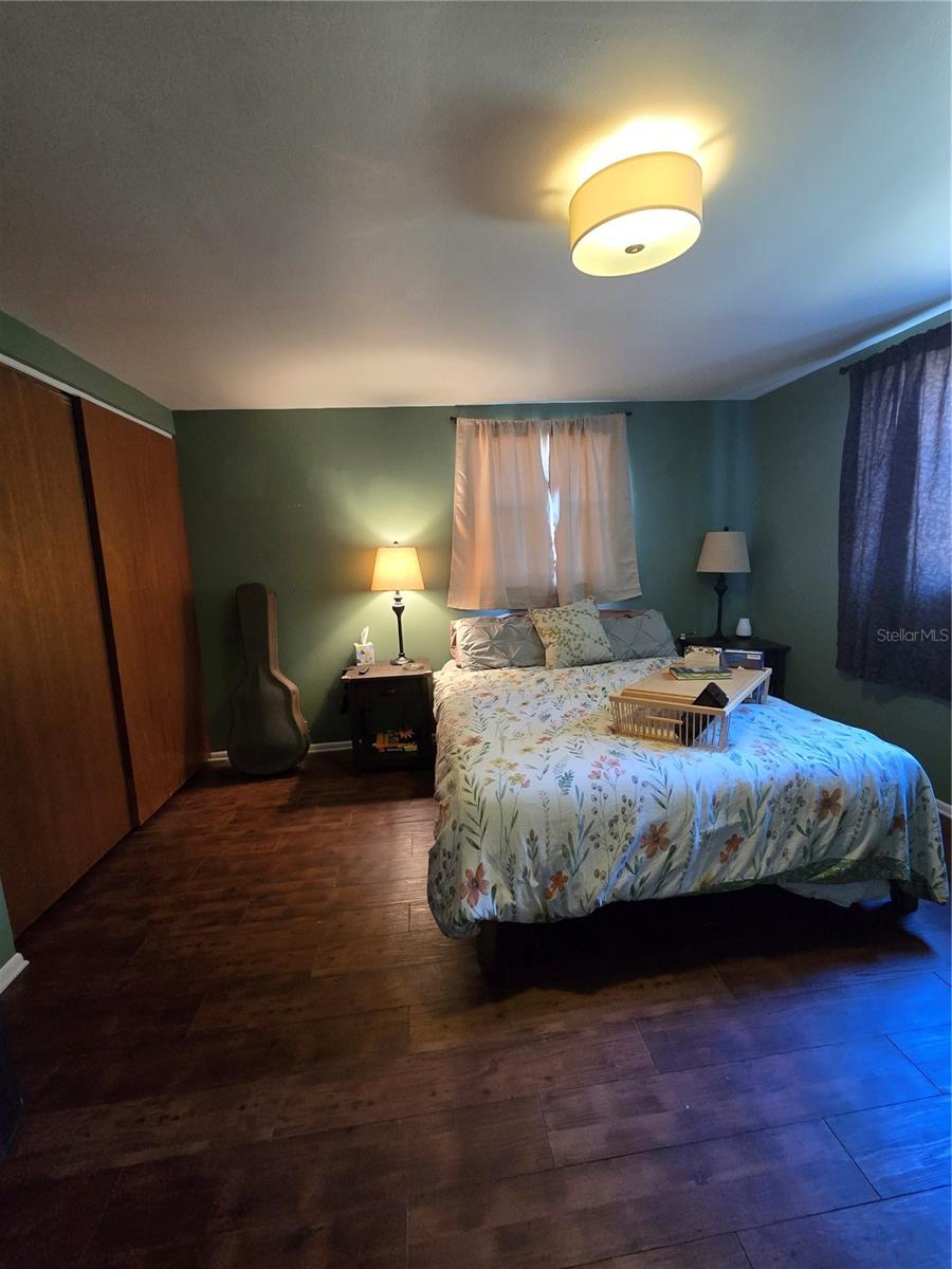 Image 6 of 10 For 37300 Temple Avenue