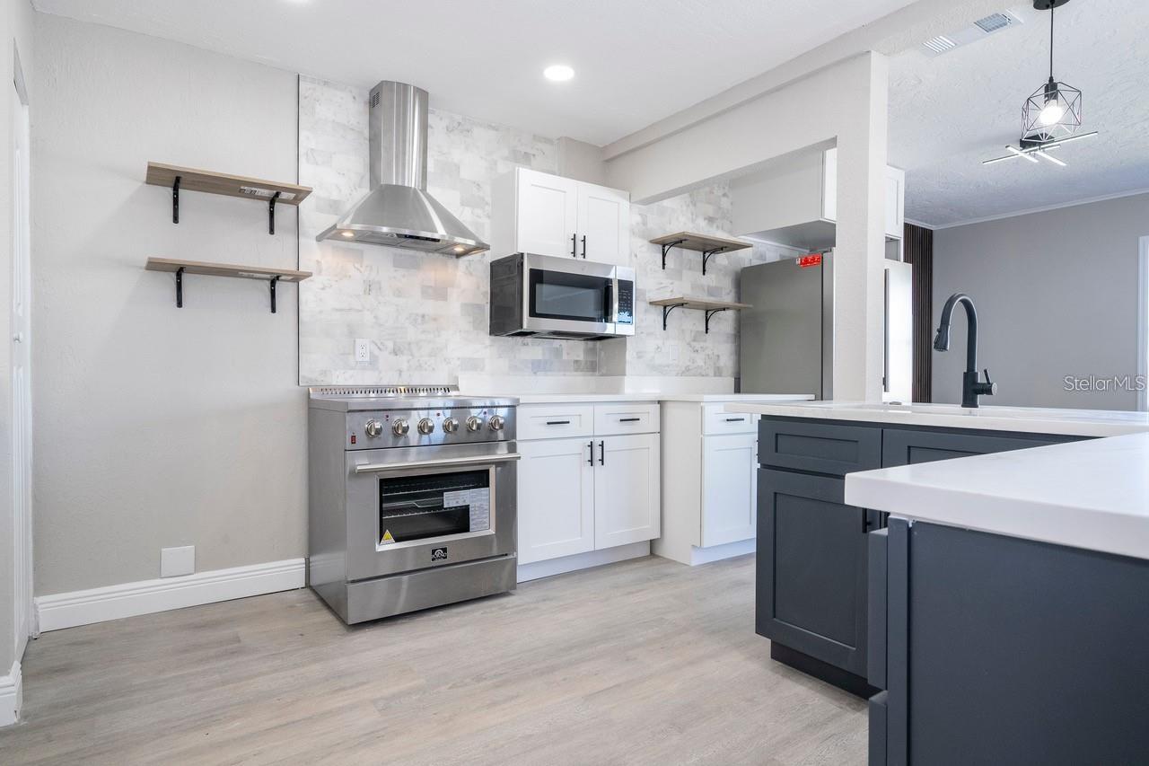 Image 13 of 45 For 809 59th Avenue