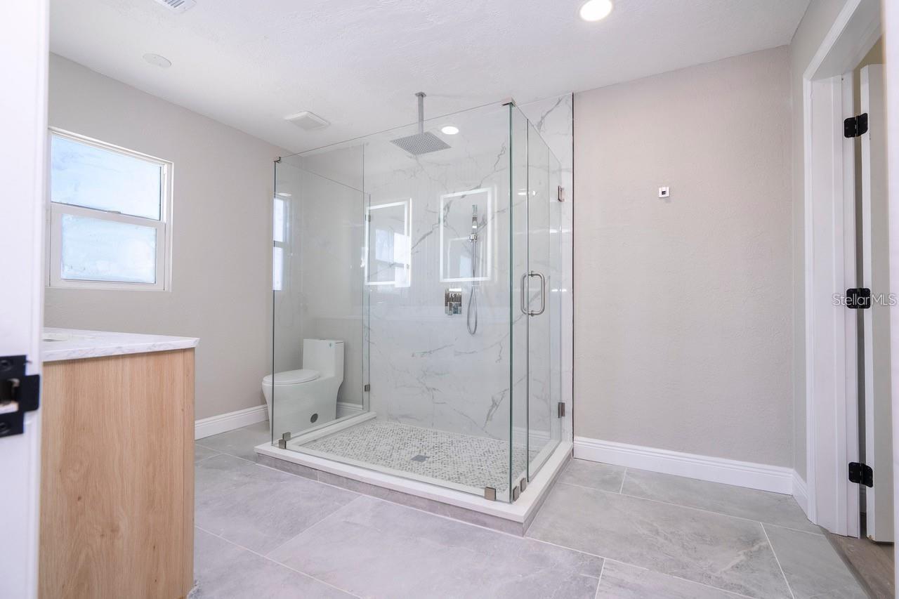 Image 28 of 45 For 809 59th Avenue