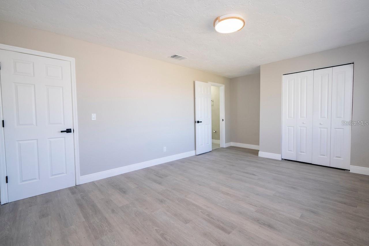 Image 36 of 45 For 809 59th Avenue