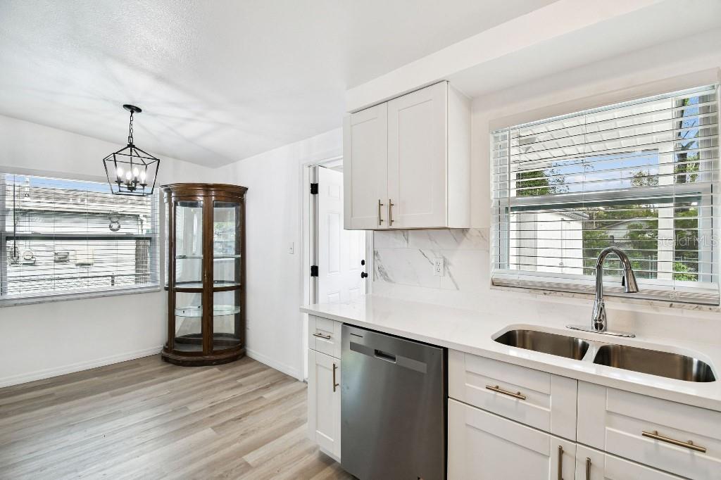 Listing photo id 7 for 8503 Taliaferro Avenue