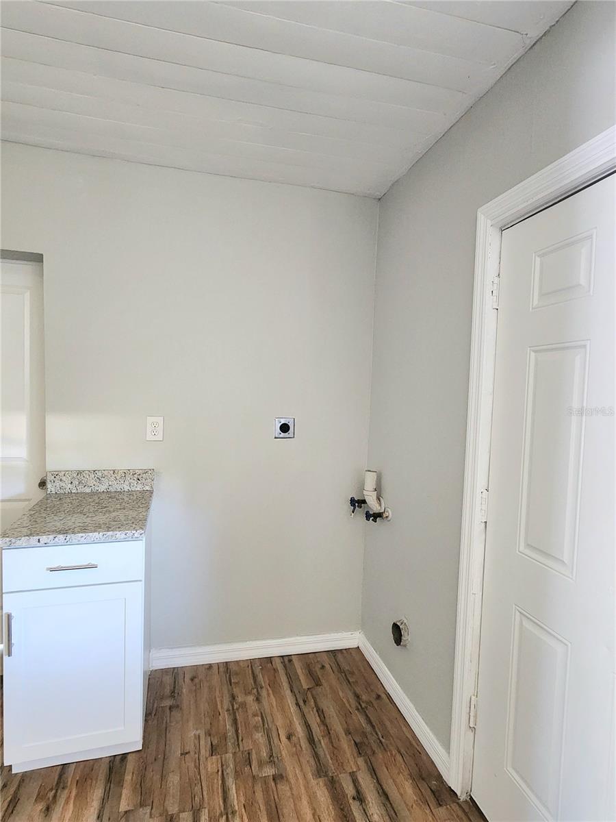 Image 13 of 28 For 4615 38th Street