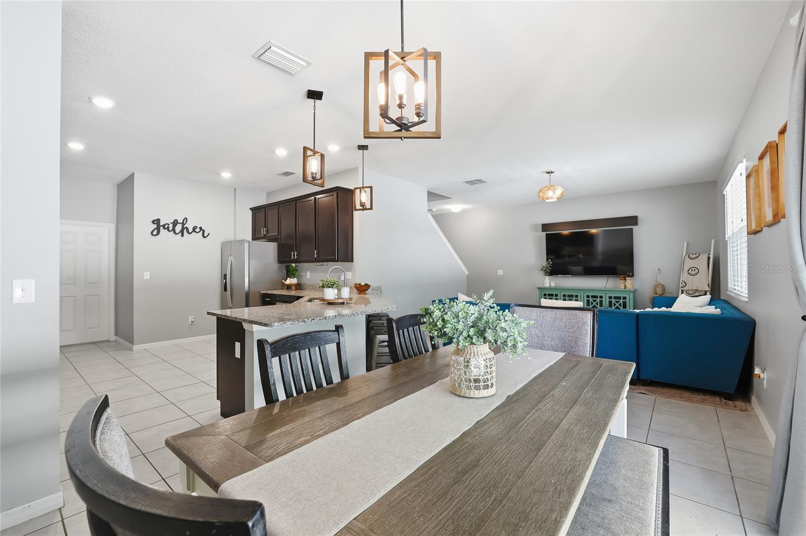 Image 10 of 64 For 7512 Sunshine Bridge Avenue