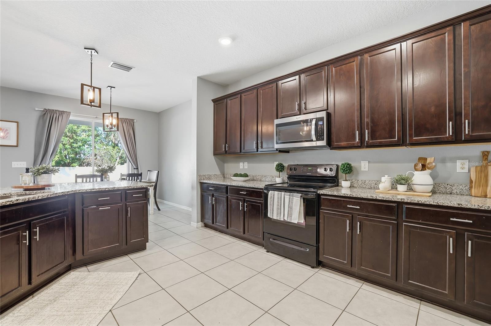 Image 16 of 64 For 7512 Sunshine Bridge Avenue