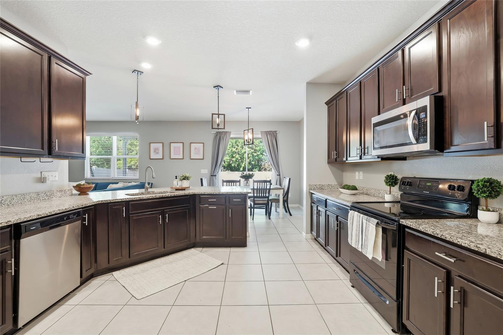 Image 17 of 64 For 7512 Sunshine Bridge Avenue