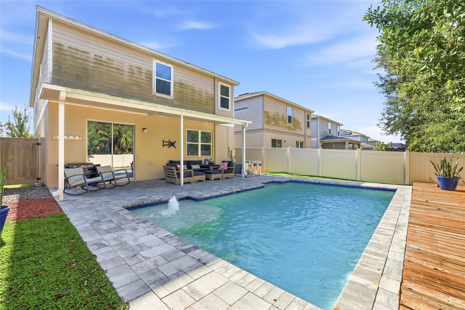 Image 44 of 64 For 7512 Sunshine Bridge Avenue