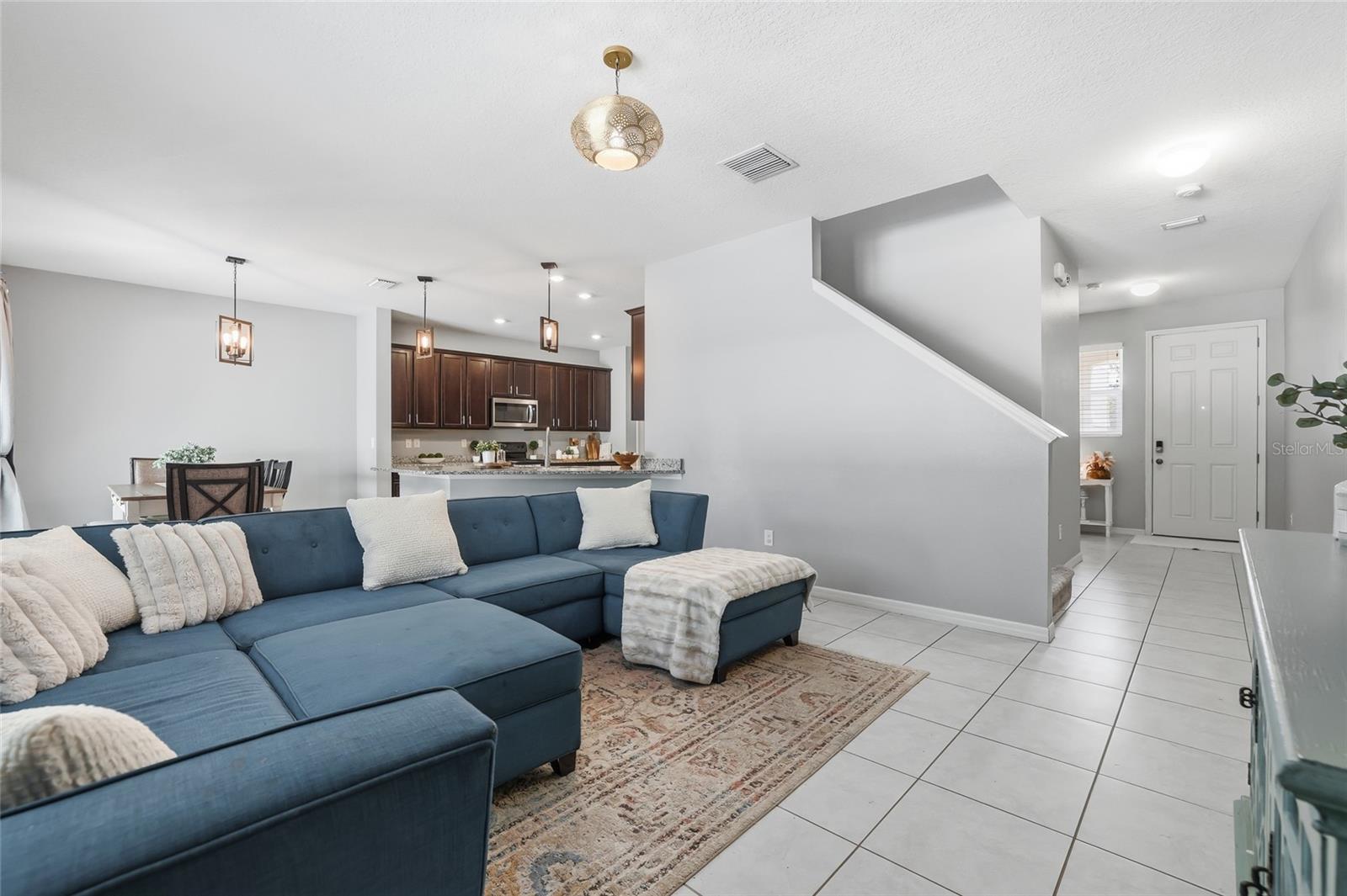 Image 6 of 64 For 7512 Sunshine Bridge Avenue