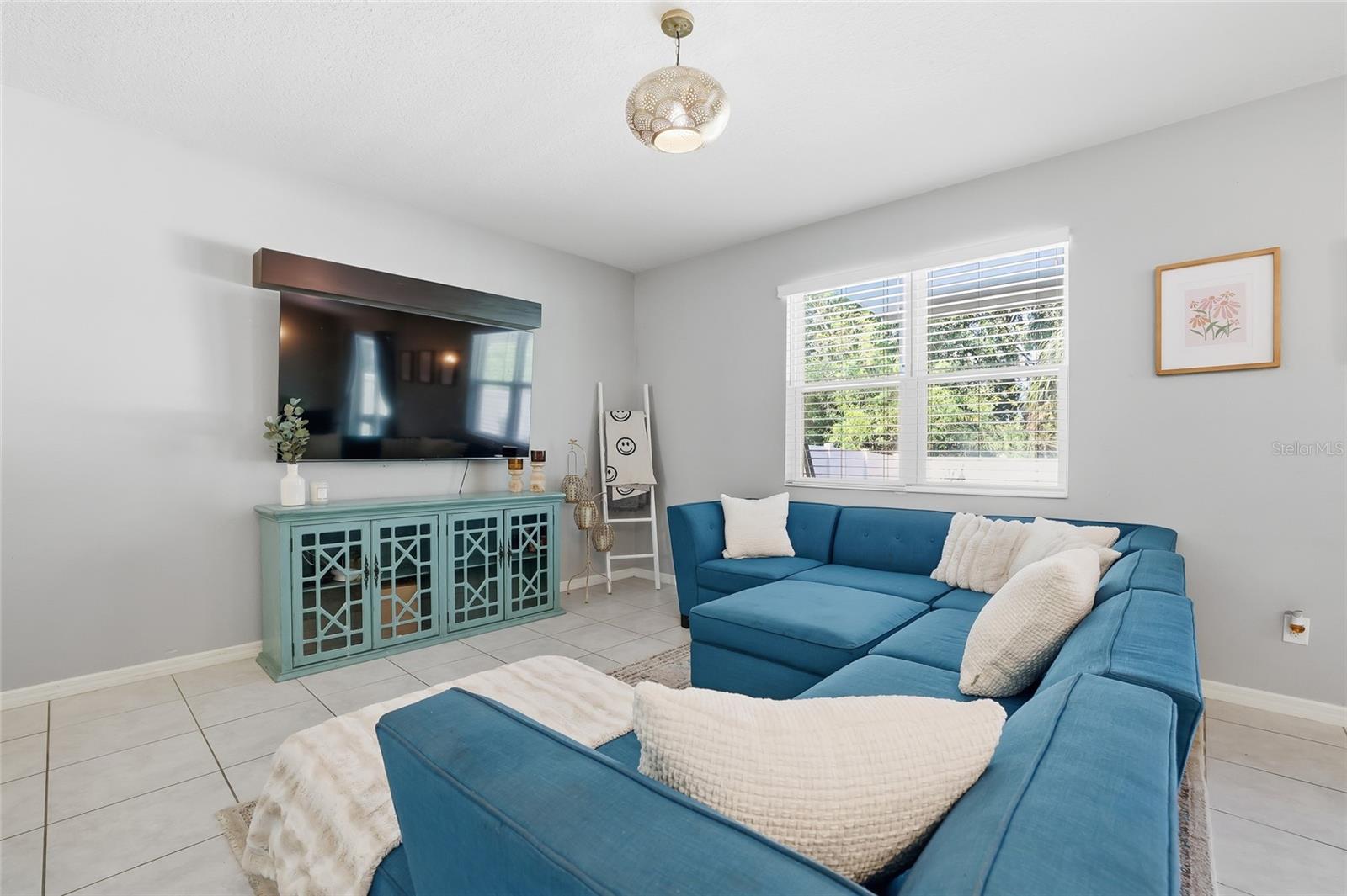 Image 7 of 64 For 7512 Sunshine Bridge Avenue