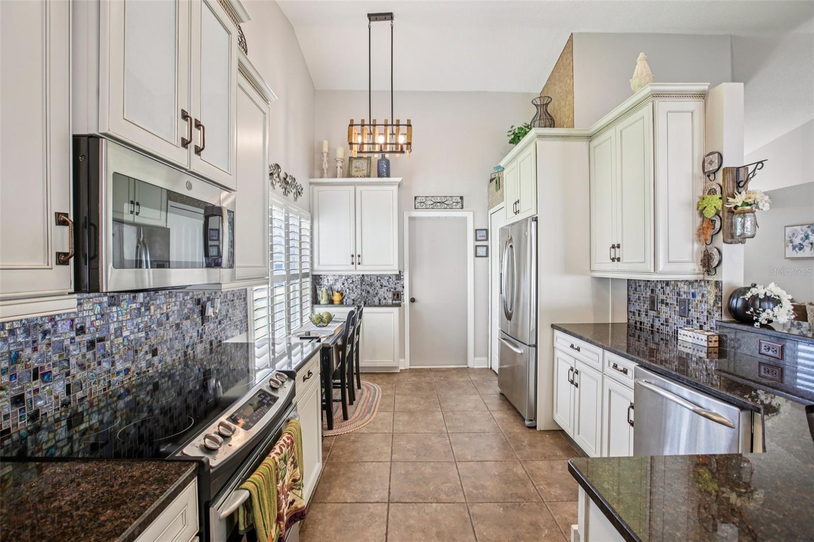 Image 13 of 49 For 4511 Gulfwinds Drive