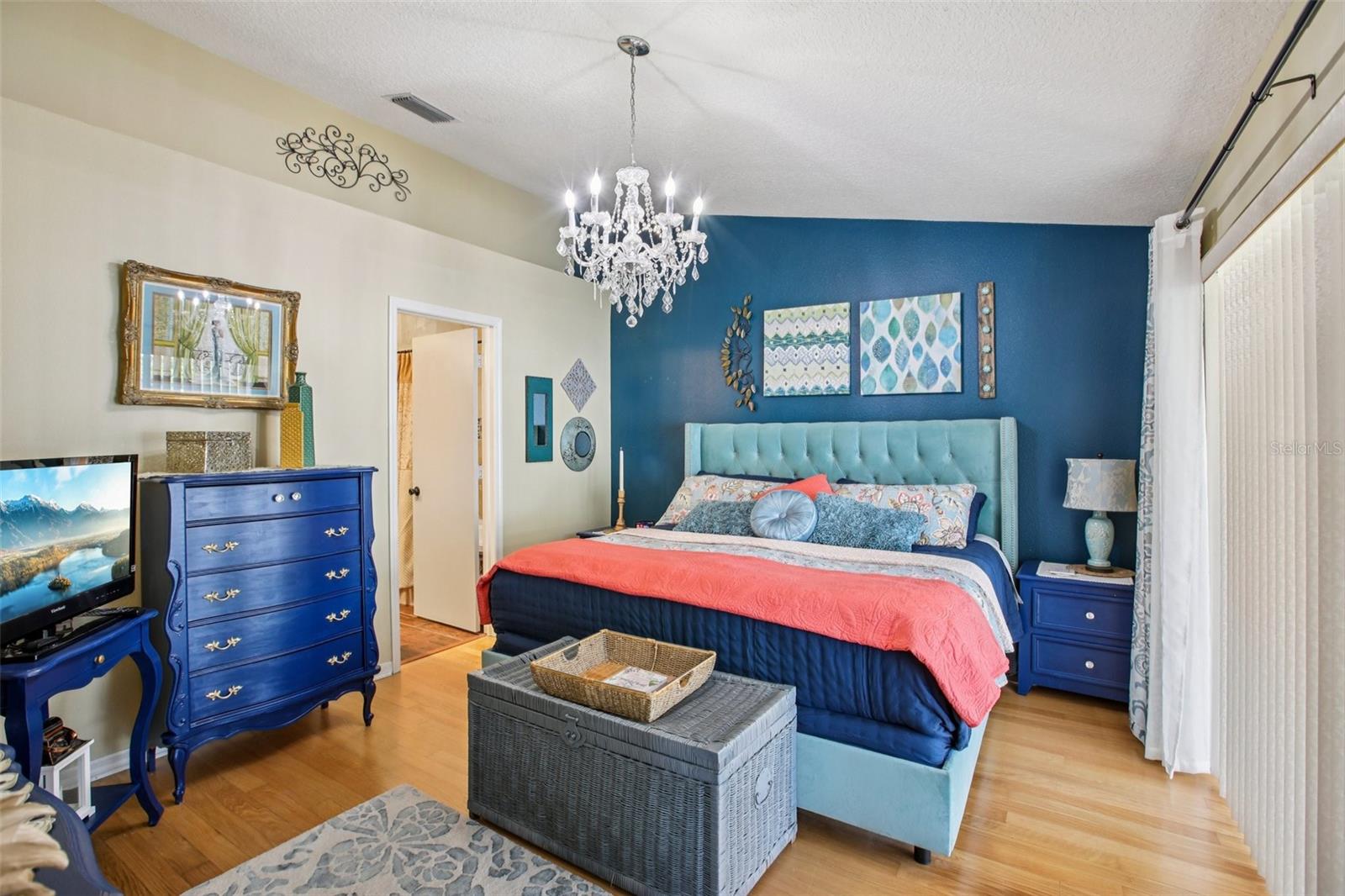 Image 23 of 49 For 4511 Gulfwinds Drive