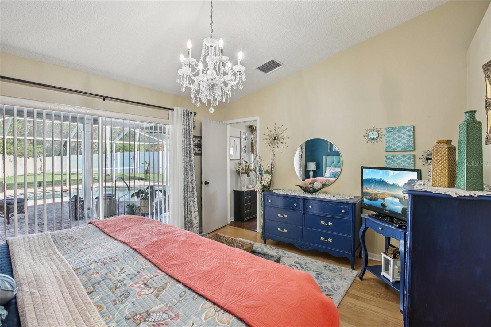 Image 27 of 49 For 4511 Gulfwinds Drive