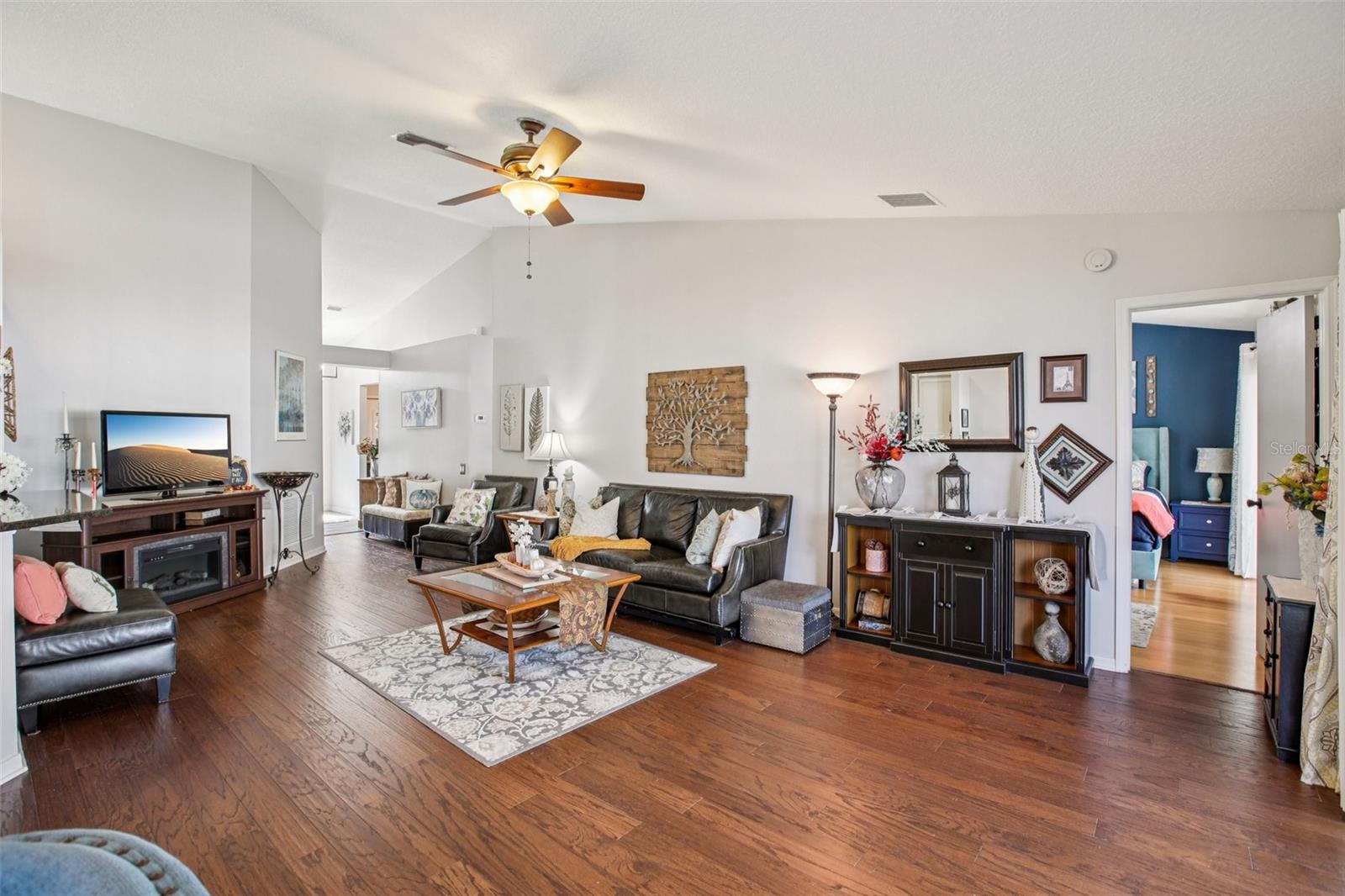 Image 6 of 49 For 4511 Gulfwinds Drive