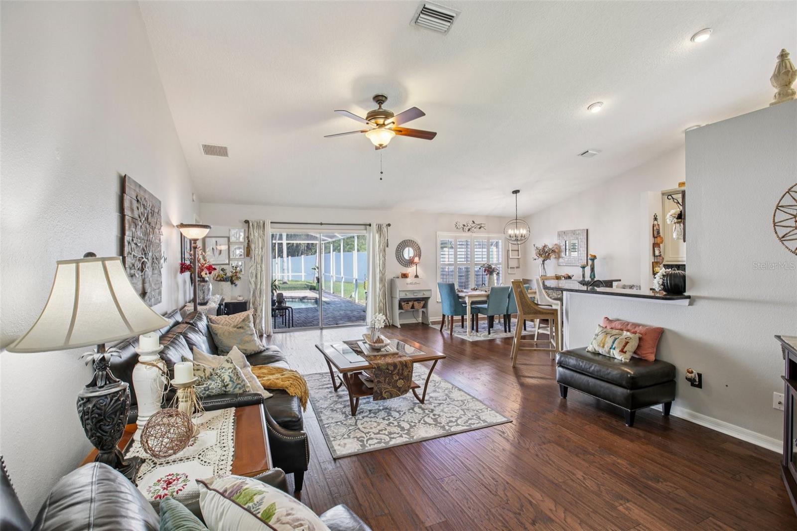 Image 8 of 49 For 4511 Gulfwinds Drive