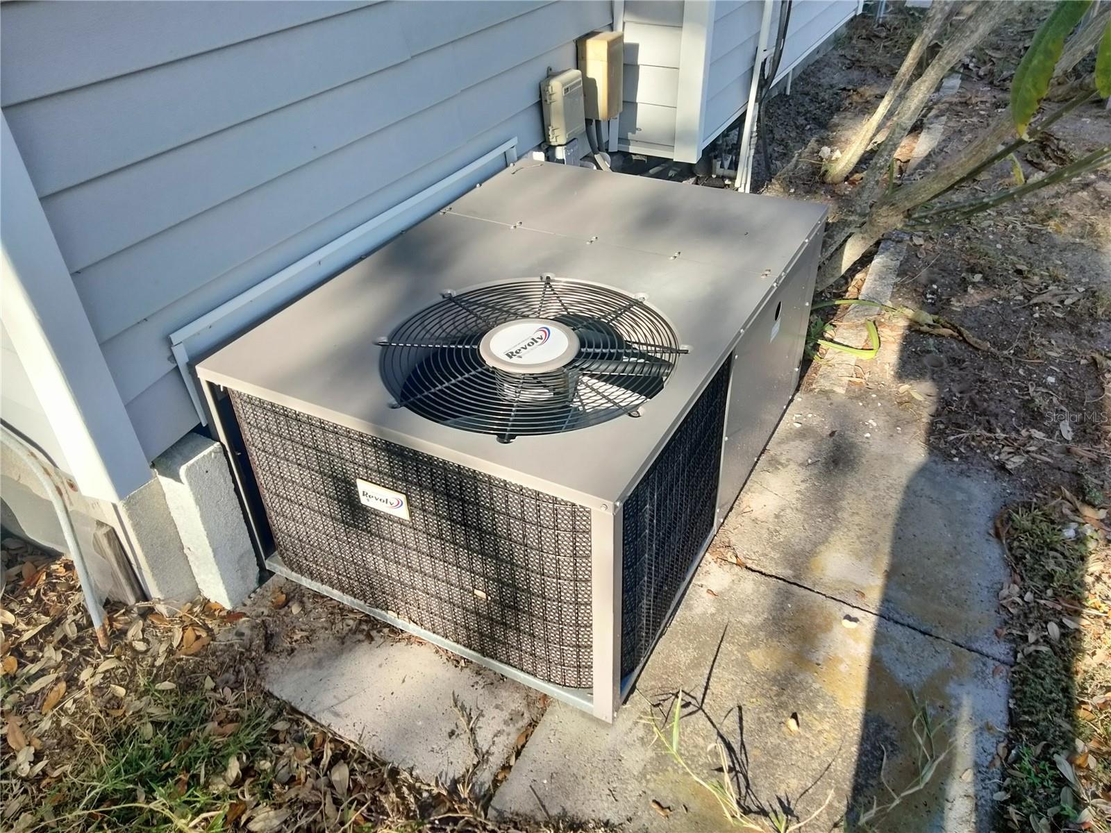 Image 29 of 37 For 980 7th Street Nw 1