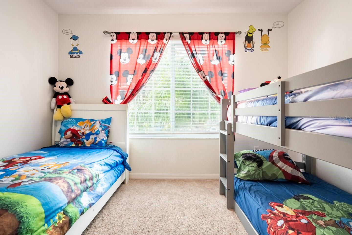 Image 18 of 36 For 164 Lancaster Drive