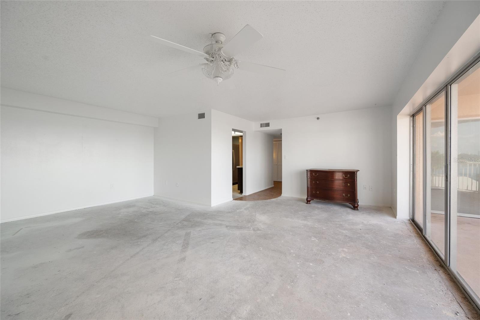 Image 14 of 37 For 7430 Sunshine Skyway Lane S 601