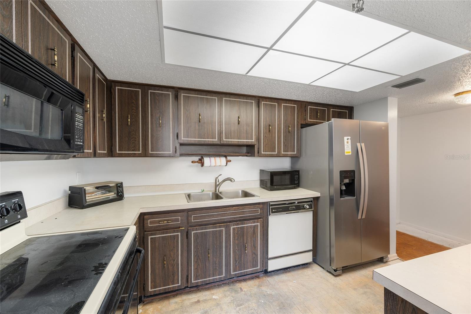 Image 15 of 37 For 7430 Sunshine Skyway Lane S 601