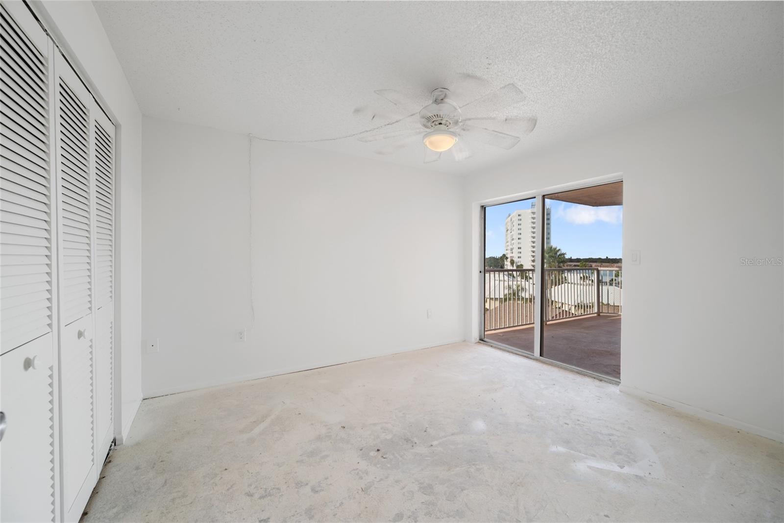 Image 24 of 37 For 7430 Sunshine Skyway Lane S 601