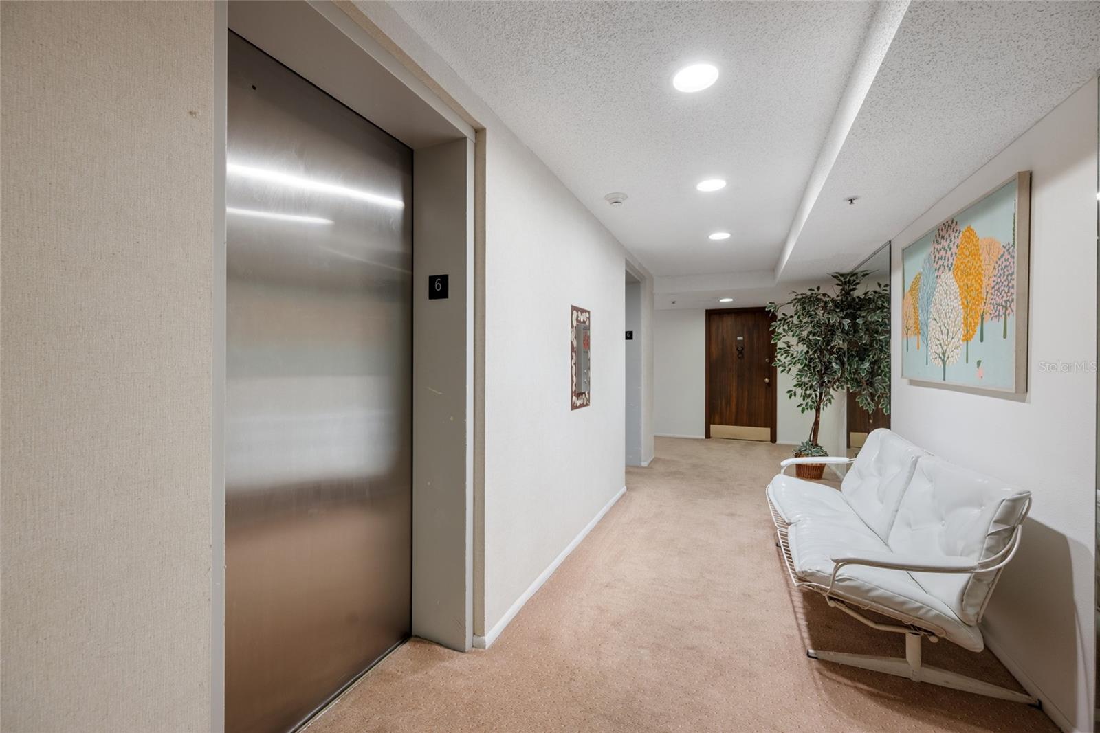 Image 32 of 37 For 7430 Sunshine Skyway Lane S 601