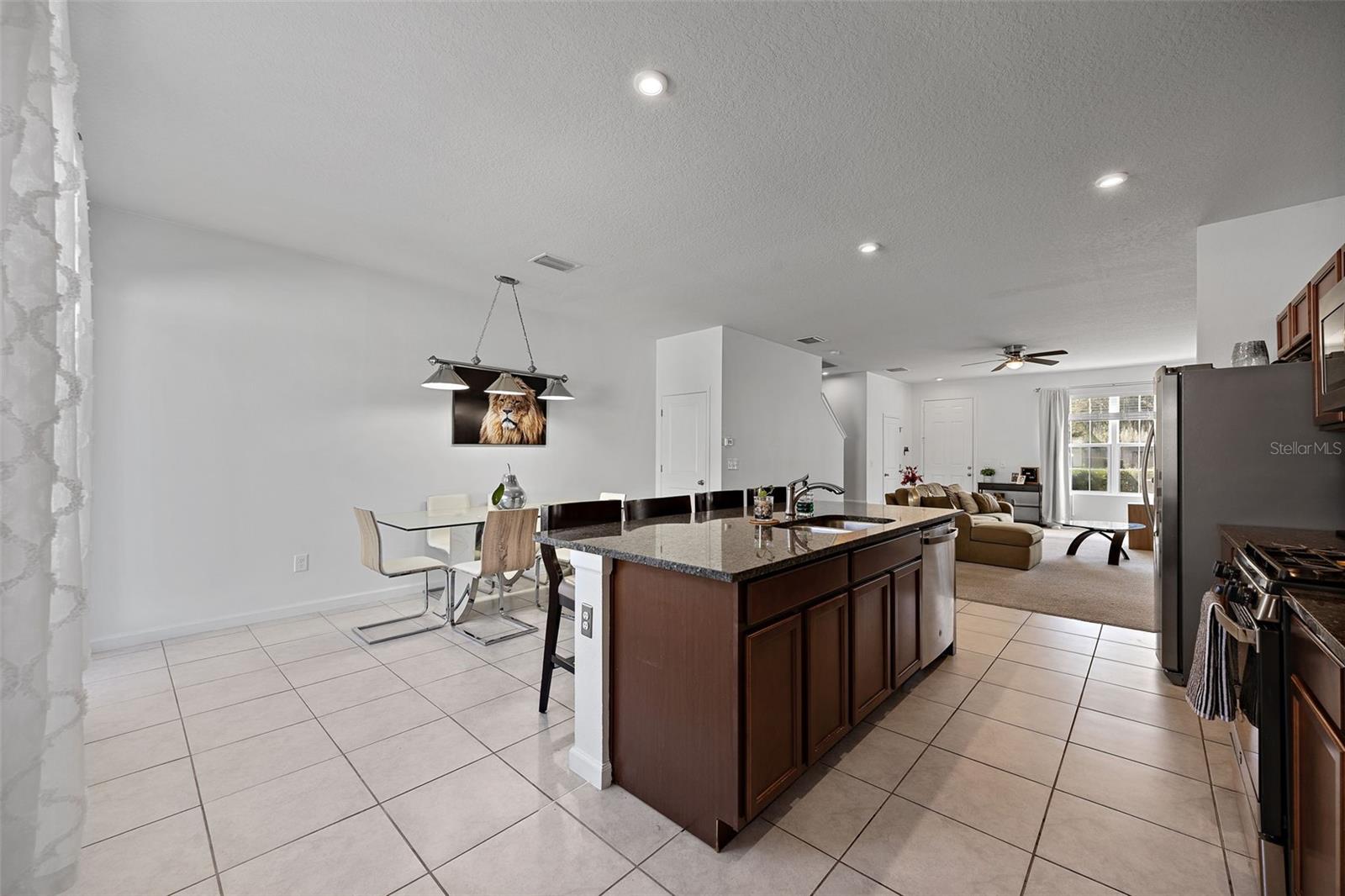 Image 11 of 37 For 14929 Promenade Parkway