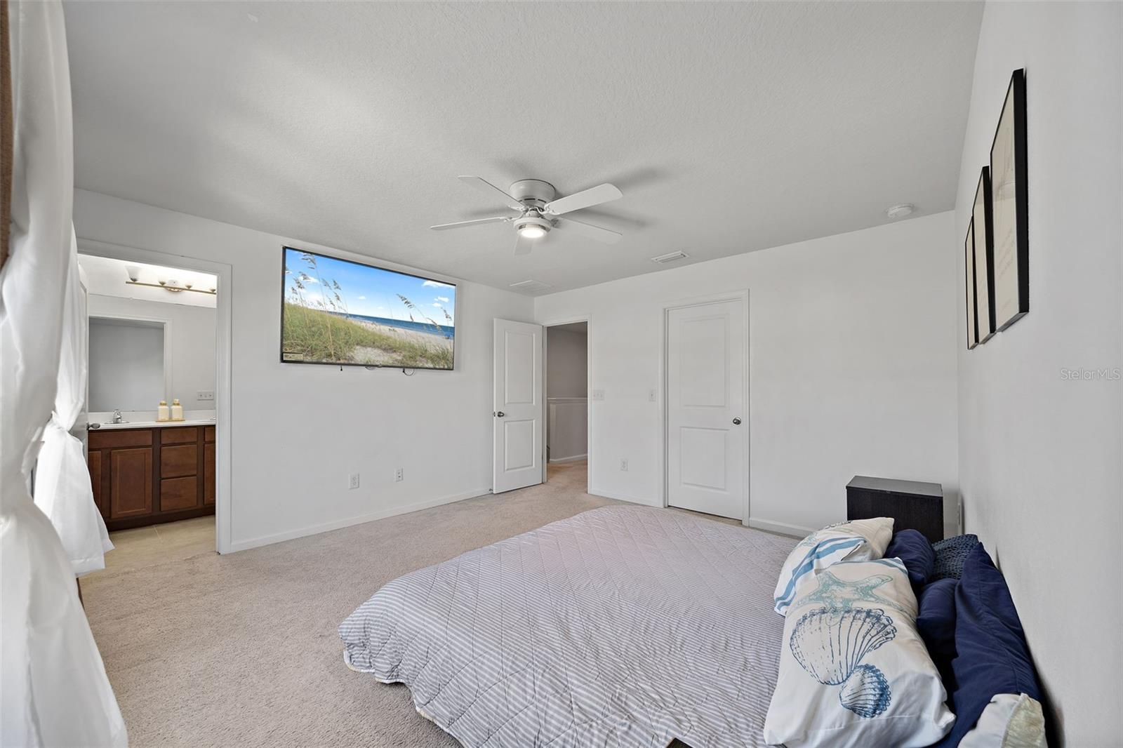 Image 15 of 37 For 14929 Promenade Parkway