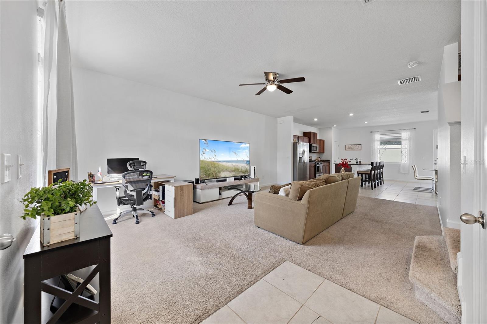 Image 3 of 37 For 14929 Promenade Parkway