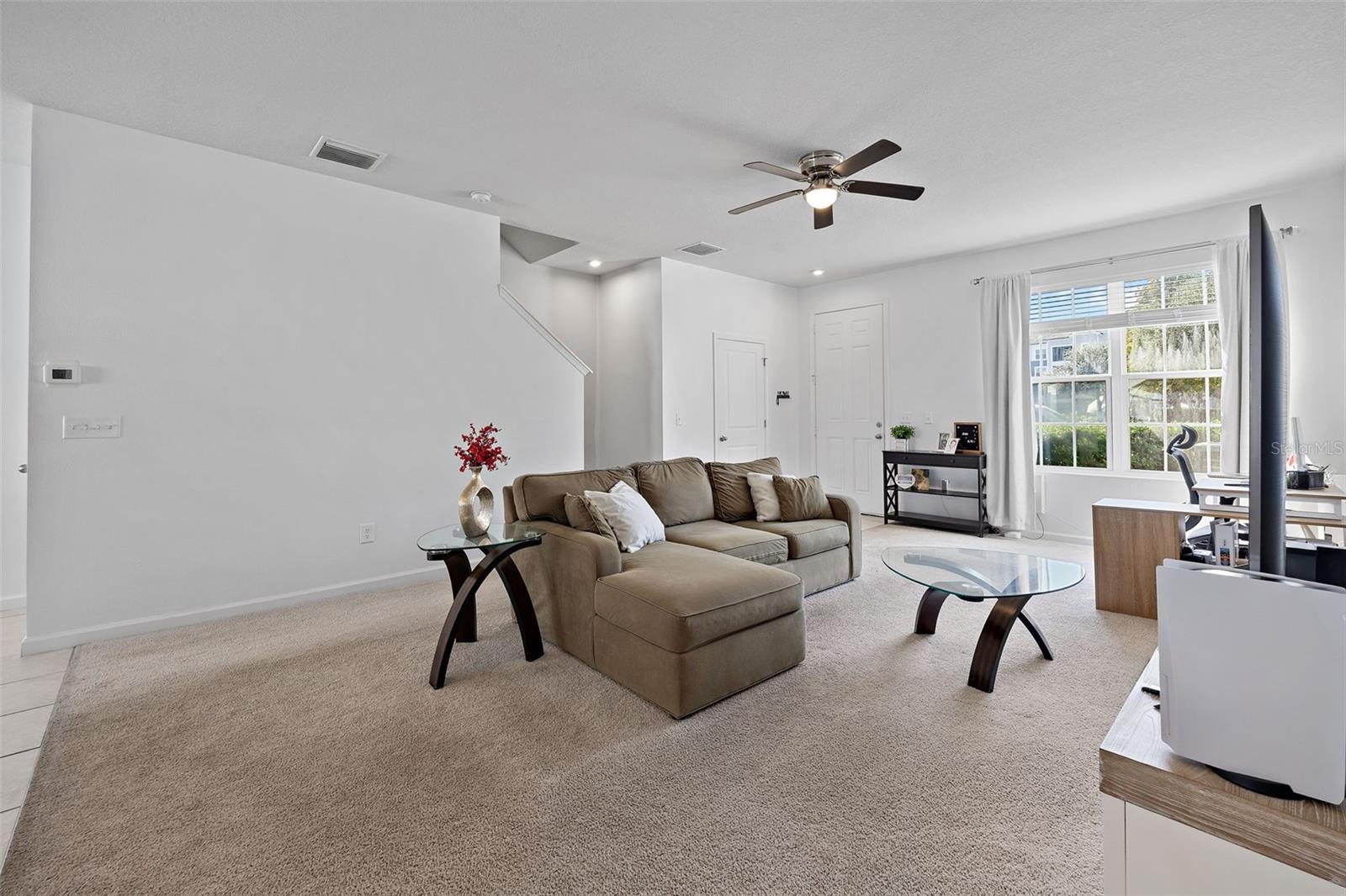 Image 6 of 37 For 14929 Promenade Parkway