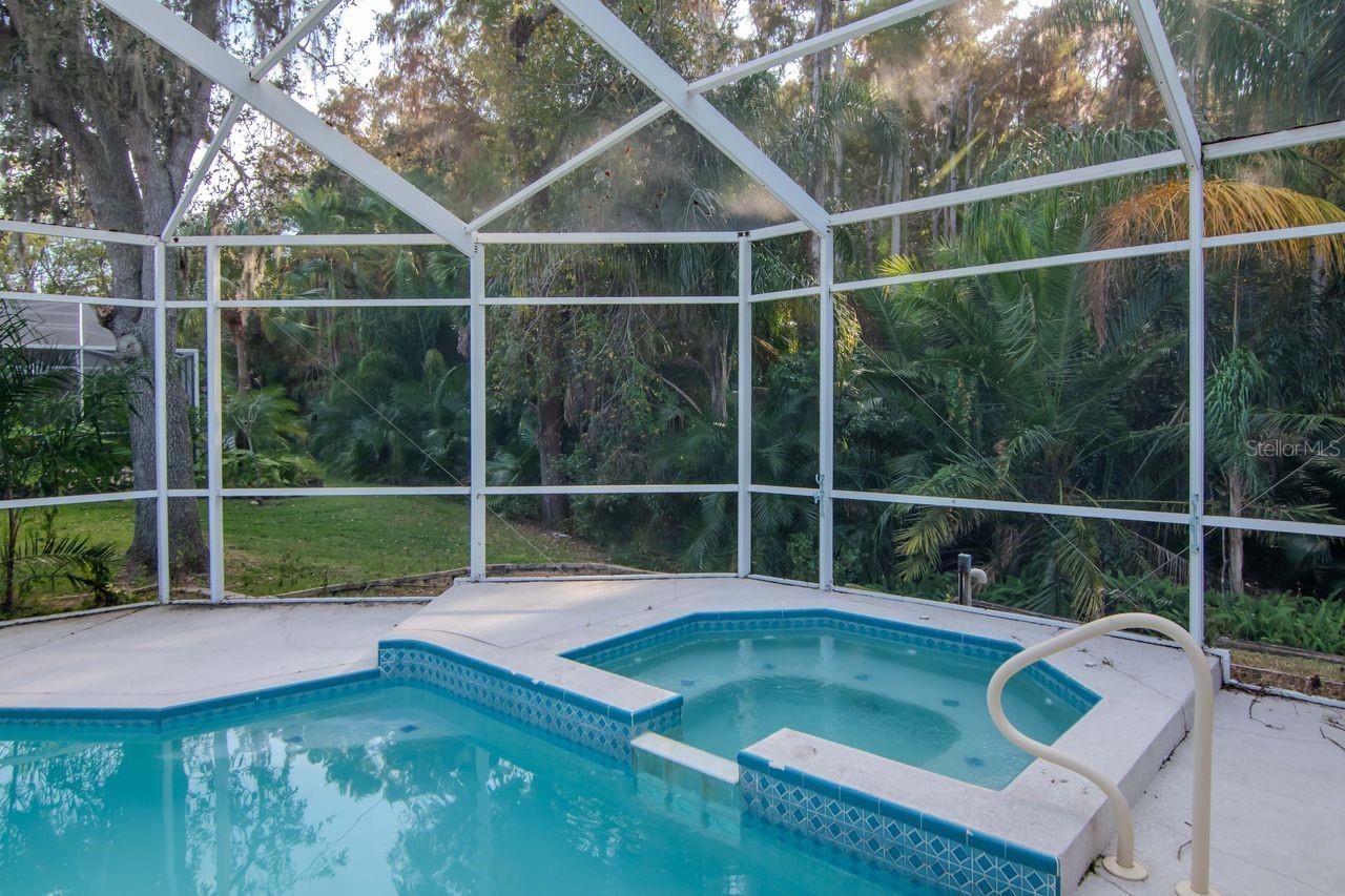 Image 30 of 63 For 4858 Augusta Avenue