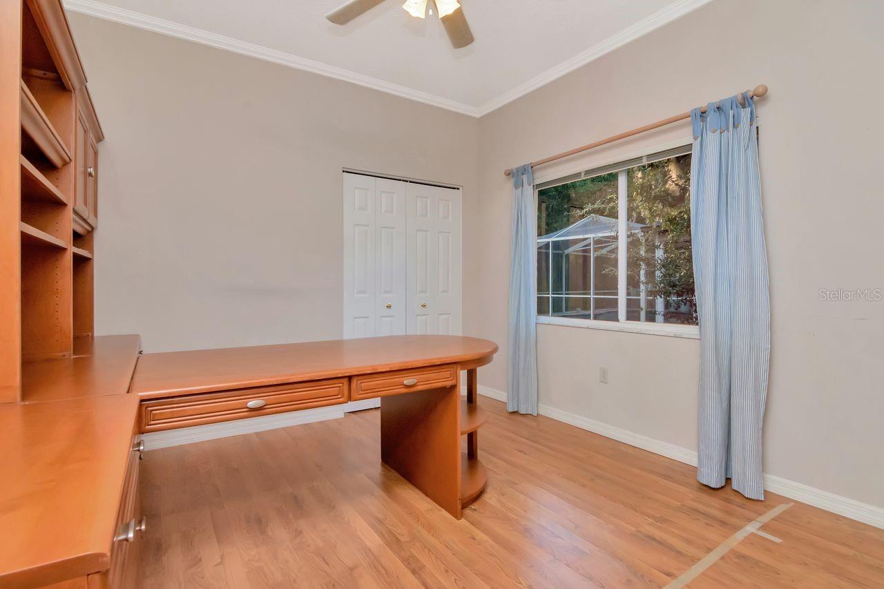 Image 48 of 63 For 4858 Augusta Avenue