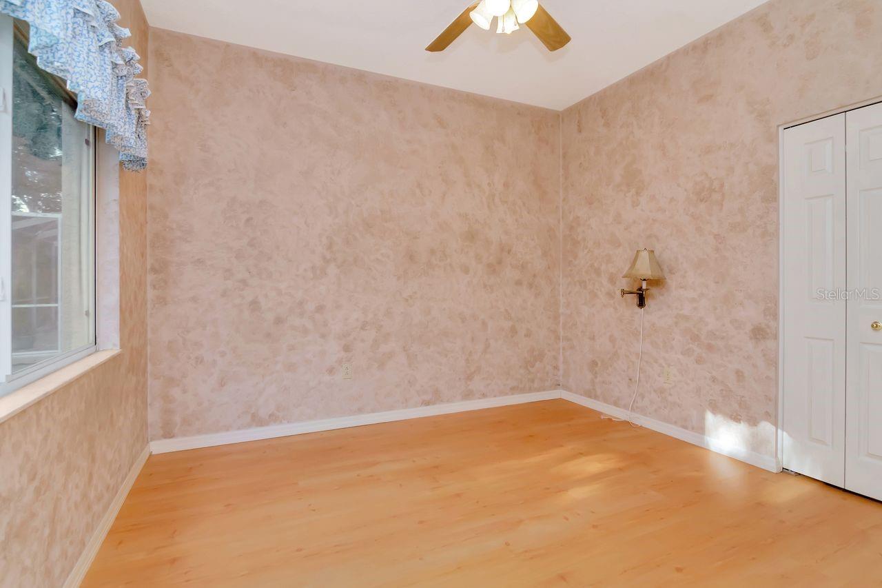 Image 52 of 63 For 4858 Augusta Avenue