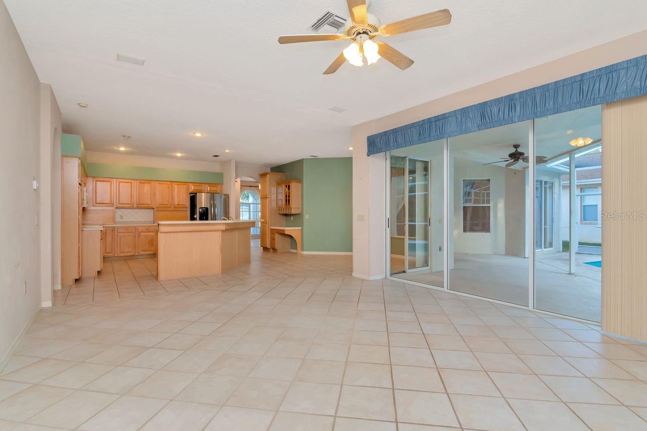 Image 62 of 63 For 4858 Augusta Avenue