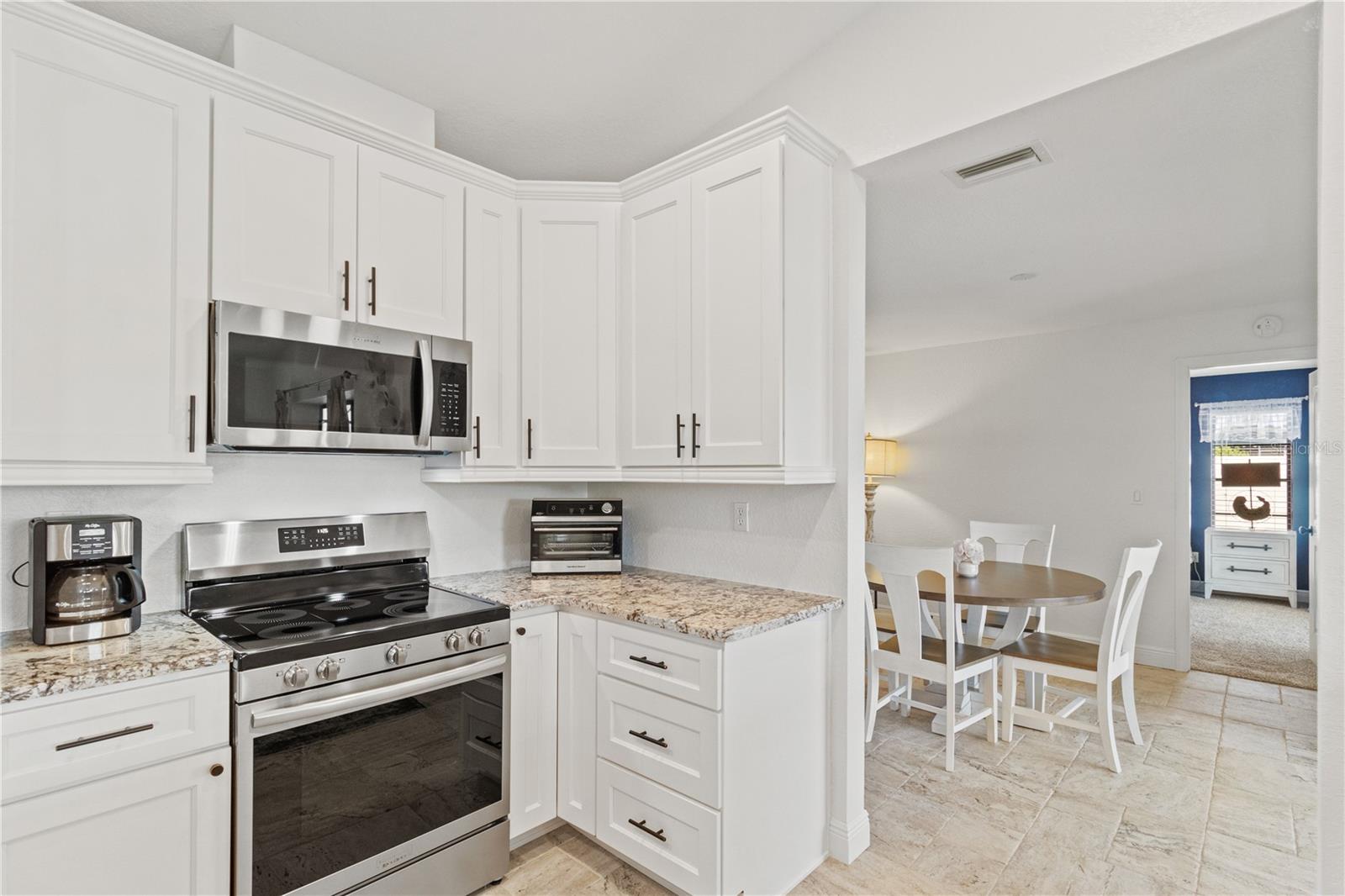 Image 20 of 61 For 488 Fieldstone Lane