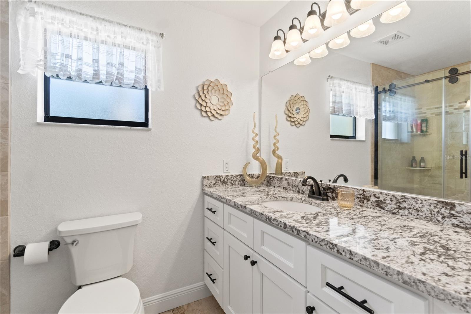 Image 27 of 61 For 488 Fieldstone Lane