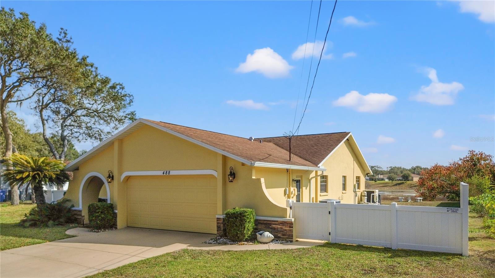 Image 3 of 61 For 488 Fieldstone Lane