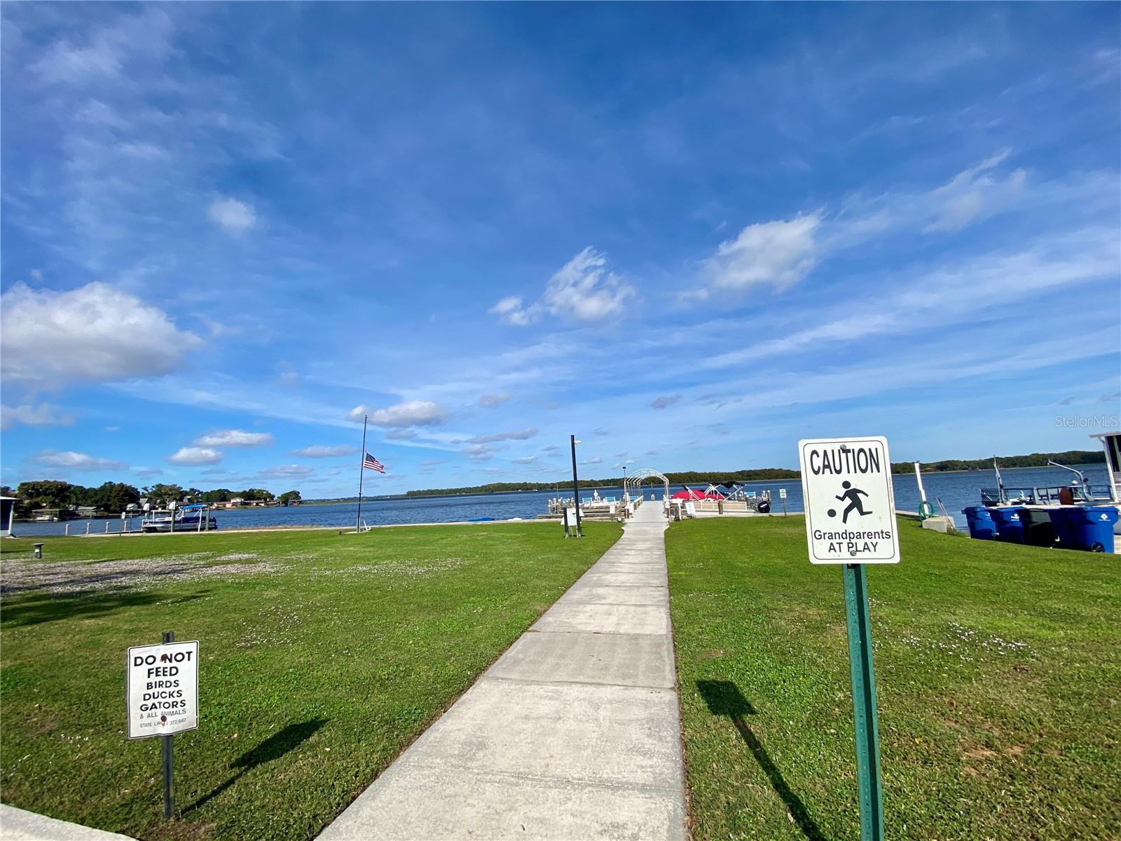 Image 3 of 10 For 274 Beach Court 42