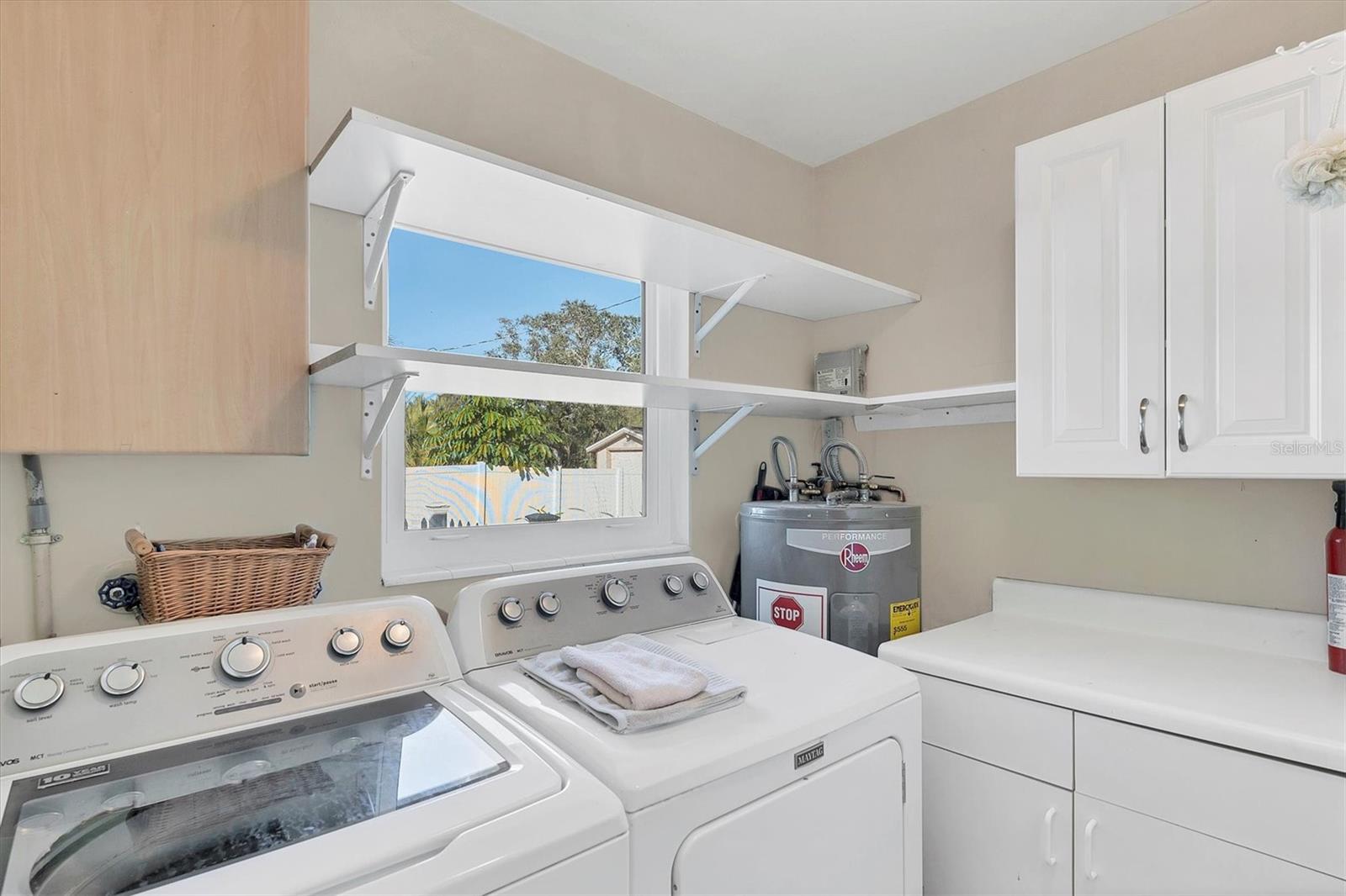 Image 29 of 57 For 2745 Arrowhead Road