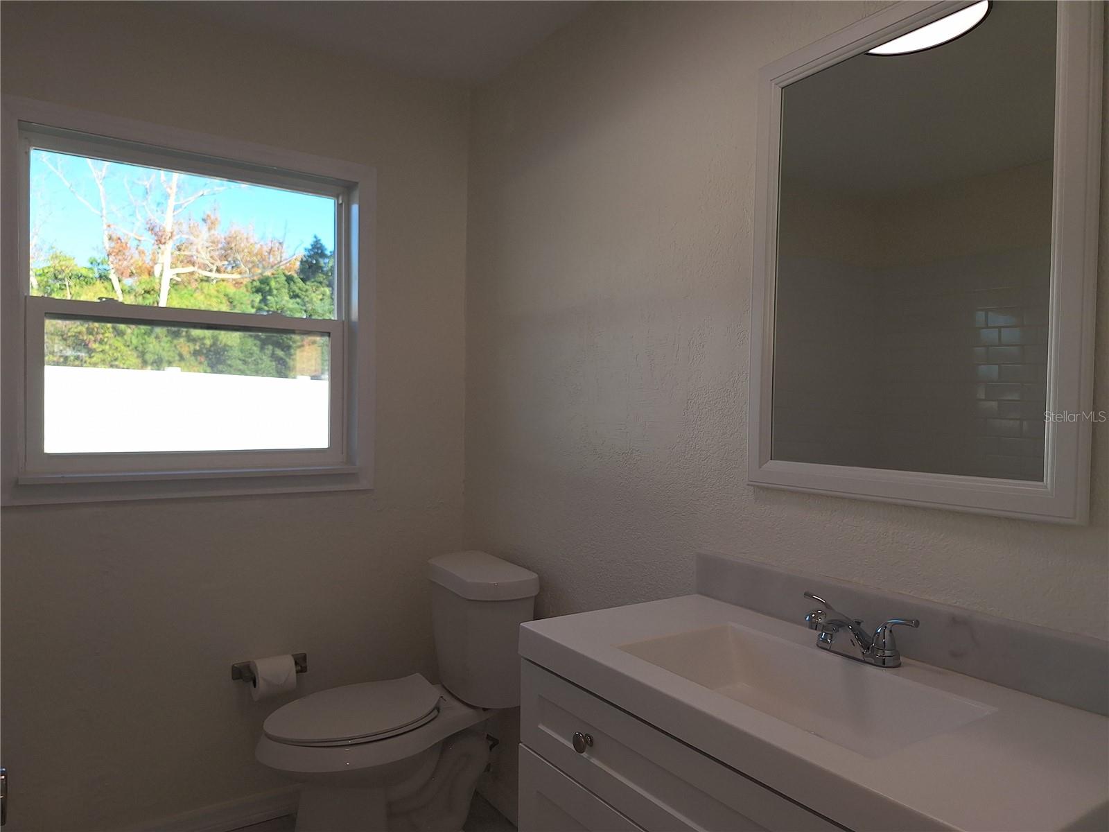 Listing photo id 24 for 13344 Sorrento Drive