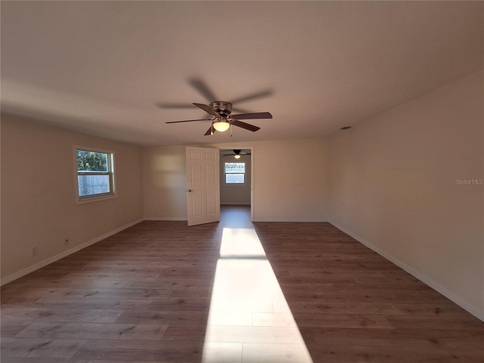 Listing photo id 32 for 13344 Sorrento Drive