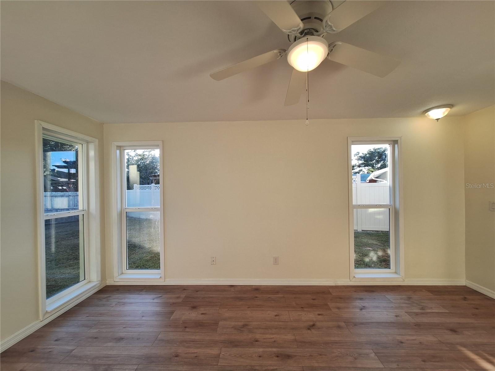 Listing photo id 36 for 13344 Sorrento Drive