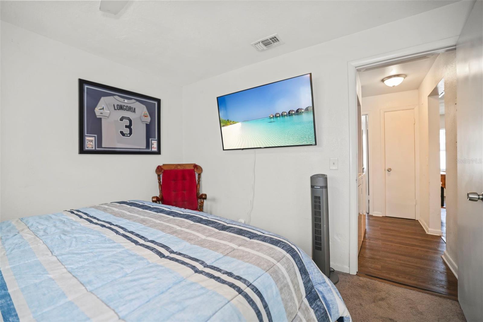 Image 24 of 51 For 7108 Kissimmee Street